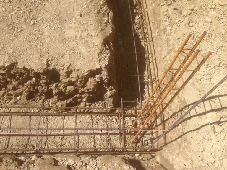 Aménagement extérieur du jardin à Veigy-Foncenex – Terrassement VRD Démolition Muret