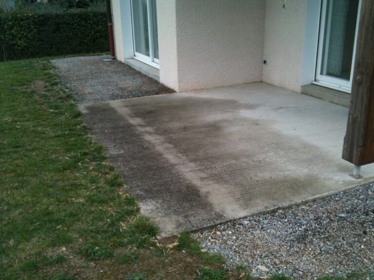 Aménagement extérieur du jardin (Aménagement Ext Chape Carrelage, Amphion-les-Bains)