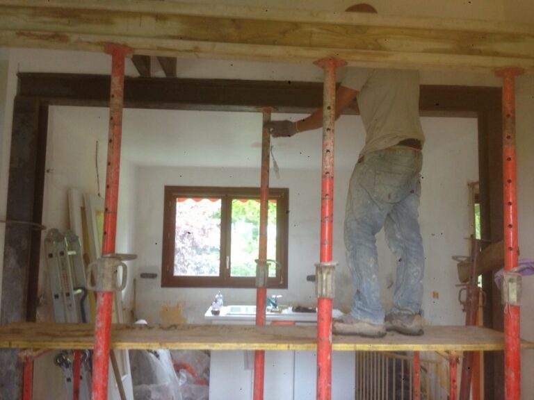 Travaux de démolition, Démolition Ouverture Pose de HEB (Machilly)