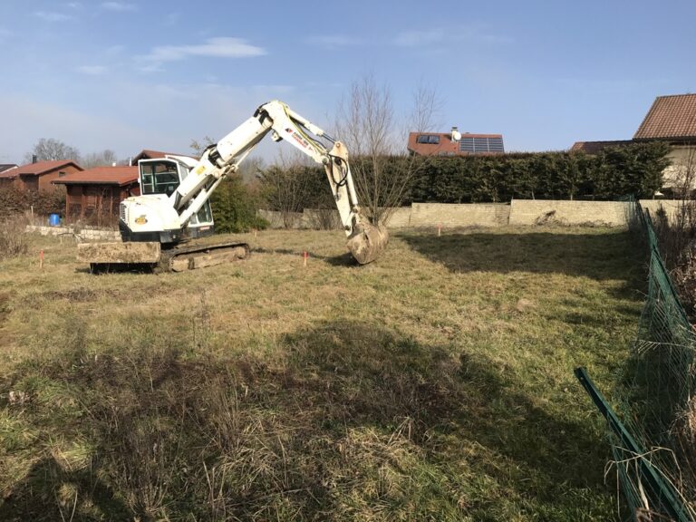 Aménagement extérieur du jardin (Terrassement et VRD Vide sanitaire Muret, Vigny)