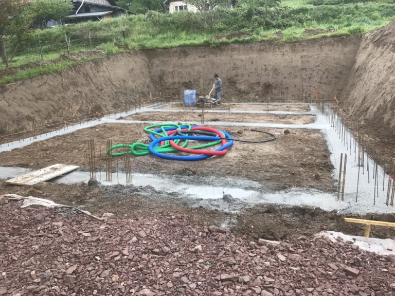 Aménagement extérieur du jardin à La Muraz – Construction villa Charpente Façade