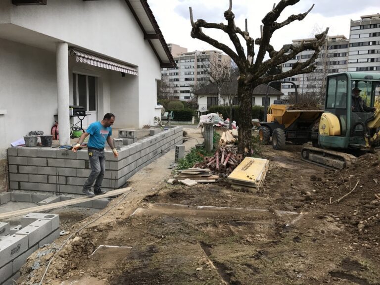 Aménagement extérieur du jardin (Terrassement et VRD Extension villa, Saint-Julien-en-Genevois)