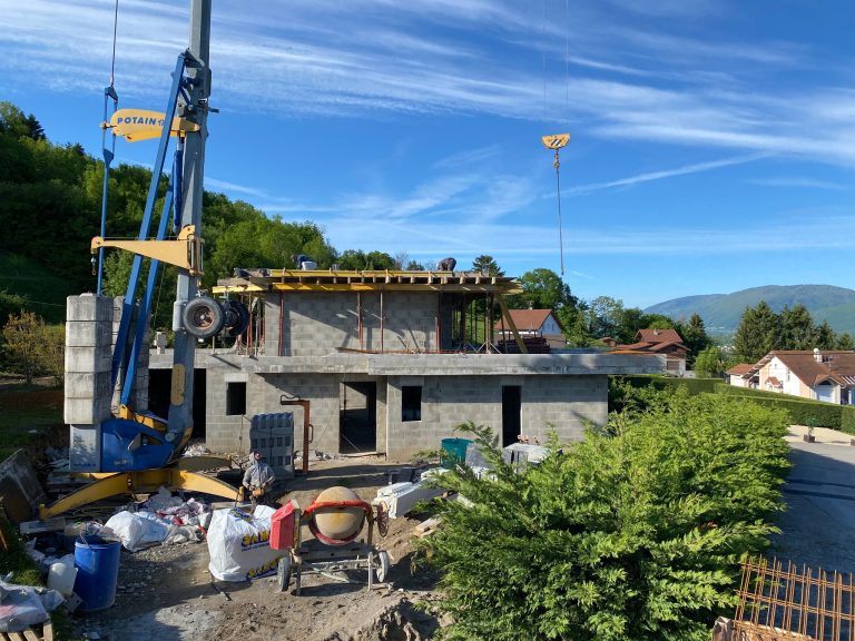 Terrassement et Maçonnerie complète - Villa Design à Cranves-Sales (2023) – ENCA BTP